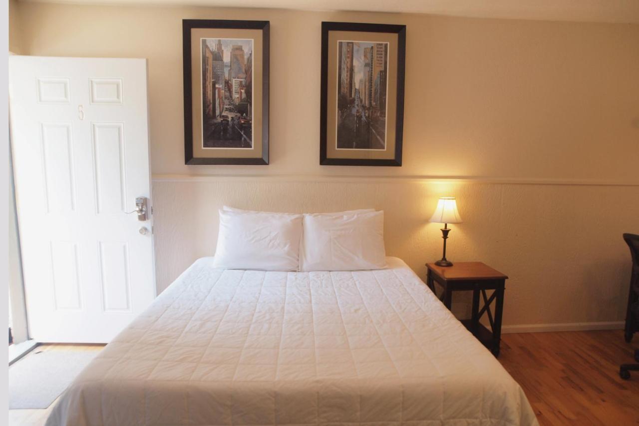 סטרלינג The Crest Motel מראה חיצוני תמונה